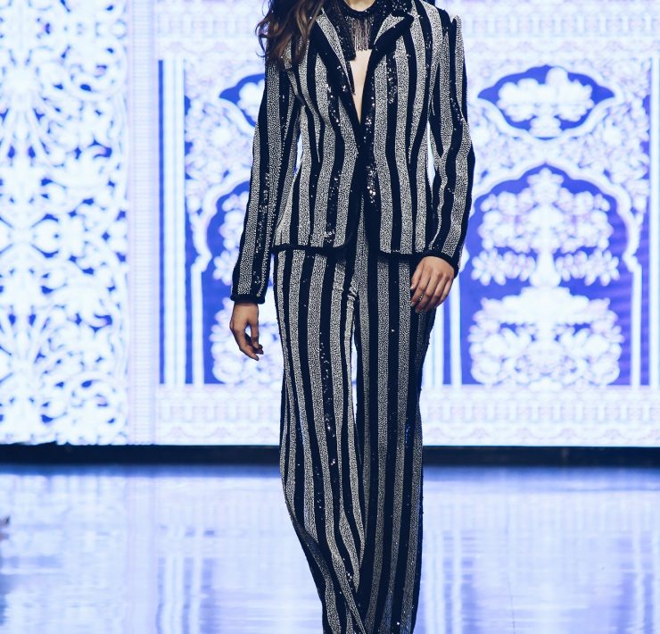 Naeem Khan Fall 2019 Collection, LAFW