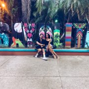 Couple-travel-sayulita-mexico-colors