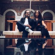 Travel couple Mexico City Pull letters image