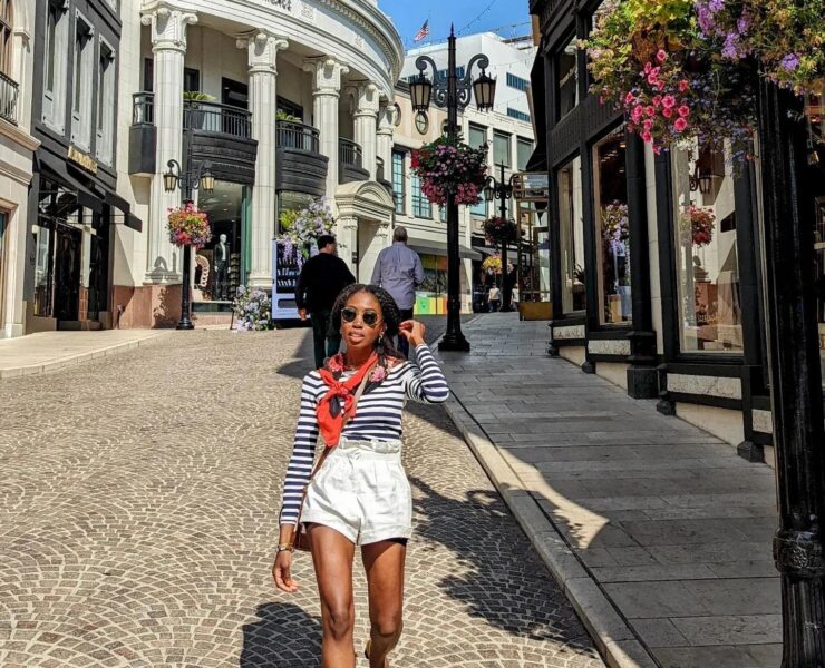 Nneya Richards - Travel - Living Daily