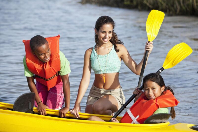 summer fit kayaking