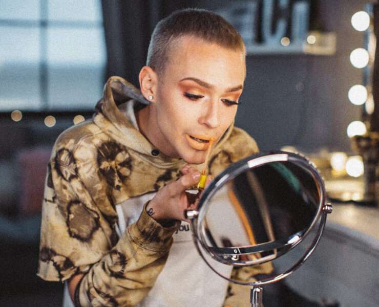 Gender-Fluid Cosmetics